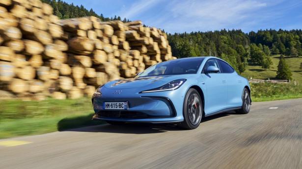 MG tager vildt spring med techtung elbil med over 700 hk