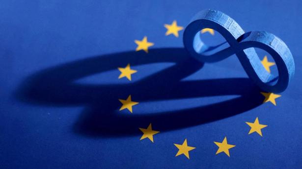 EU-Kommissionen: Meta skal åbne for konkurrerende 