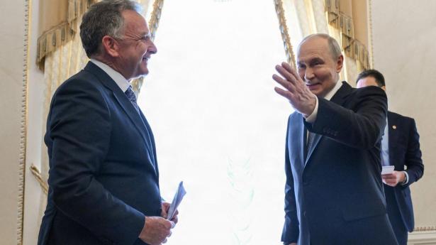 Putin lover gødning og Iran-fred til Trump
