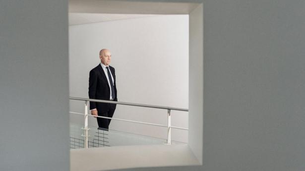 Rasmus Werner Nielsen har siden 2019 været topchef i Alm. Brand, som denne tirsdag skal holde kapitalmarkedsdag. 