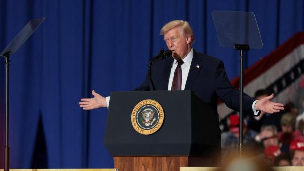 Donald Trump har rettet det ene angreb efter det andet mod havvindindustrien i USA.