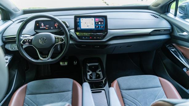 VW ID.4 var den mest solgte nye og den næstmest importerede brugte bil i Danmark i april 2025.