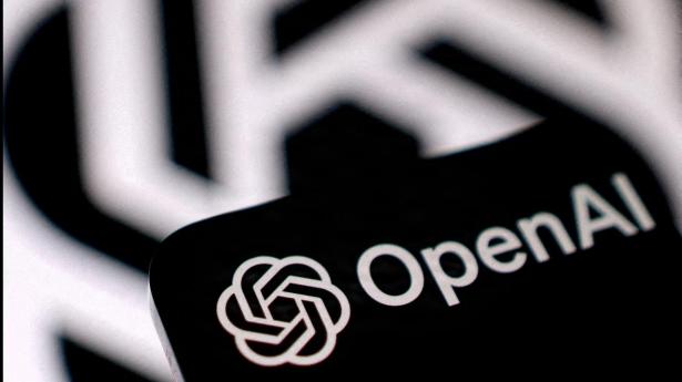 OpenAI har sagt, at virksomheden vil styrke sin sikkerhed, efter at en AI-agent slap ud på internettet og hackede sig ind i en virksomhed under en test i midten af juli. Ny rapport viser, at AI-agenter også slap løs på tysk hjemmeside i foråret. 