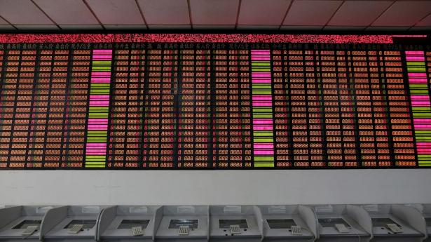 Kina slår ned på hurtige handlere: Fjerner centrale servere fra børsen