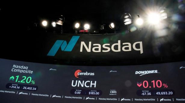 Efter måneders eufori begynder investorerne igen at stille spørgsmål ved værdien af de massive AI-investeringer.