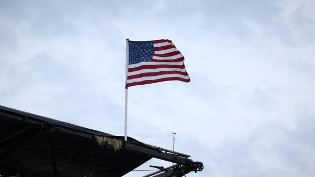 Midler, der skal garantere amerikanske pensioners sikkerhed, flyttes i stigende grad fra sikre statsobligationer til mere komplekse og risikable private lån.