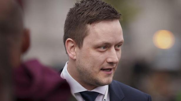 Jens-Frederik Nielsen, landsstyreformand for Grønland ankommer.