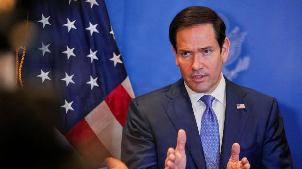 USA's udenrigsminister Marco Rubio har netop besøgt Bahrains udenrigsminister Abdullatif bin Rashid al-Zayani, der også er formand for Ministerrådet Gulf Coopetation Council. Meget tyder på, at Golf-landene ikke tror på en fremtidig amerikansk sikkerhedsparaply.