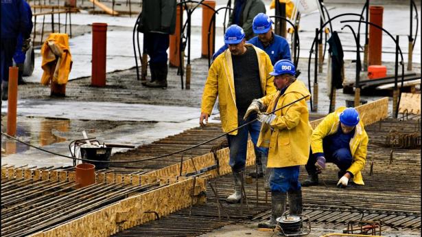 International arbejdskraft er en fordel for dansk økonomi. Diskussionen om international arbejdskraft har også handlet om kriminalitet, men udlændinge i job er mindre kriminelle end sammenlignelige danske statsborgere.