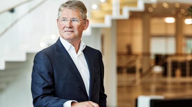 Lars Rebien Sørensen er ny formand for Novo Nordisk. Kort før generalforsamlingen, hvor han selv blev valgt ind, måtte kandidaten Mikael Dolsten pludseligt trække sig. 