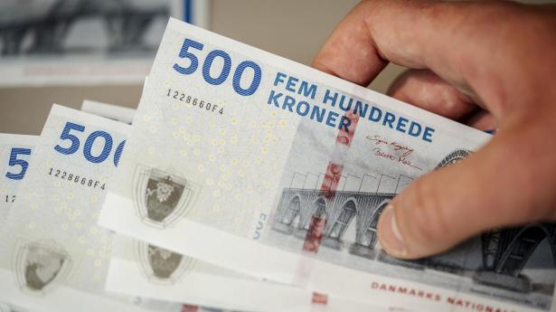 Hvilken forsikringskæmpe sender millioner til loyale kunder?