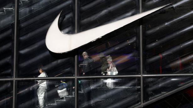 Nike mister terræn til kinesiske rivaler