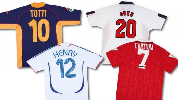 De sælger brugte fodboldtrøjer for 340 mio. kr.