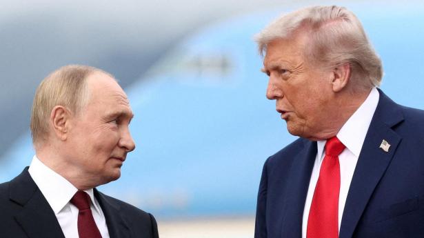 Trump og Putin har talt sammen i halvanden time