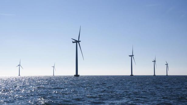 “Hvem finansierer valgløfterne?”