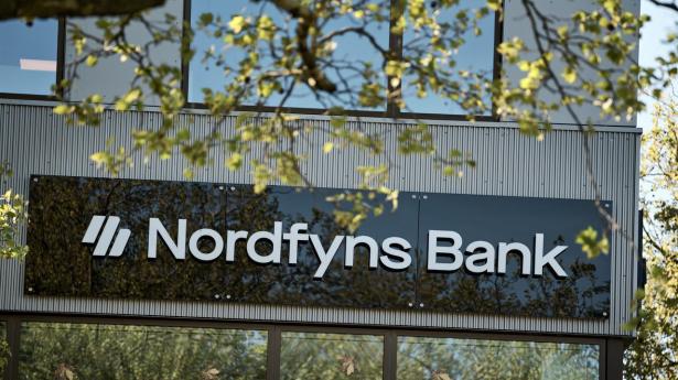 Flere aktionærer i Nordfyns Bank havde modsat sig en fusion med Fynske Bank, da de ikke kunne se sig selv i aftalen. Nu er en ny aftale indgået, hvor prisen er forøget.