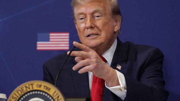 Trumps teleprompter-operatør mistænkes for at oddse på taler