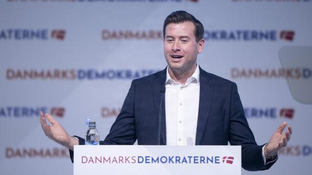 Kristoffer Storm sidder i Europa-Parlamentet for Danmarksdemokraterne.