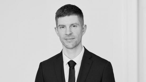 Rådgiverfirmaet Rud Pedersens danske direktør, Jens Hjorth-Larsen, siger, at satsningen på en flad ledelseskultur med feedback i fokus er en vigtig årsag til radikalt forbedret indtjening.