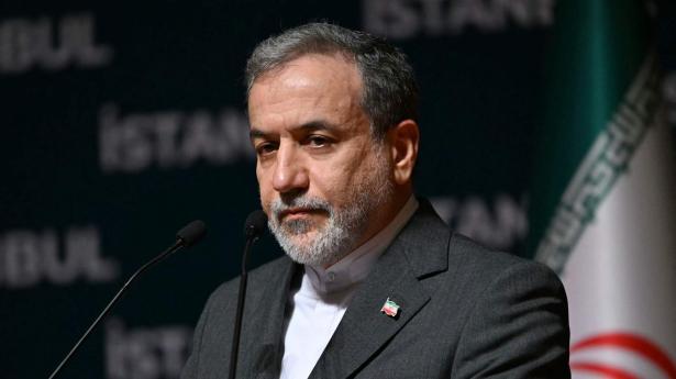 “Fra nu af får vores forhold og samarbejde med agenturet en ny form,” siger Abbas Araghchi, der er Irans udenrigsminister. 