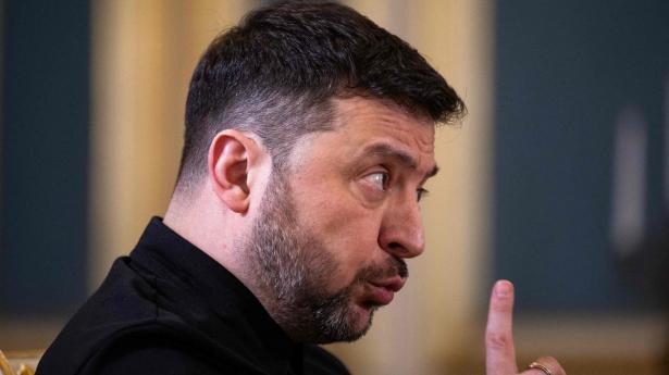 Zelenskyj ser mulighed for Putin-møde efter Trump-samtale