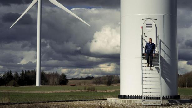 Jens Rasmussen, adm. direktør i Eurowind Energy, fortsætter i spidsen efter Blackstones indtog som medejer.