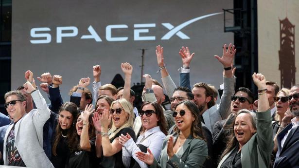 Nu kan insidere sælge ud af deres SpaceX-aktier 