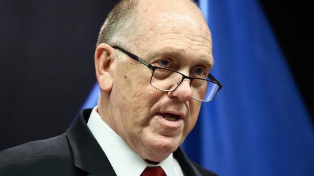 På et pressemøde siger Tom Homan, som er grænsechef eller såkaldt "grænseczar", at den føderale udstationering af immigrationsbetjente til Minnesota reduceres.