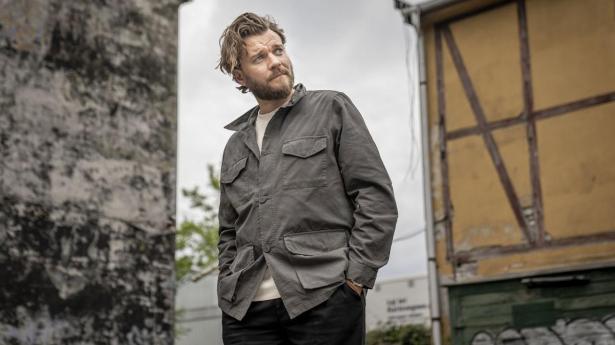 Pilou Asbæk har aldrig haft mere succes: “De vildeste år nogensinde for mig”