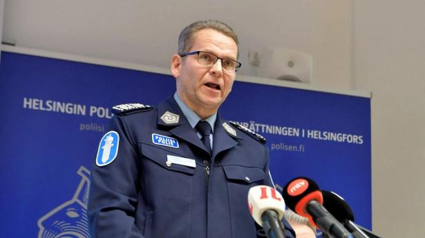 Finlands nationale politikommisær Ilkka Koskimaki ved en pressekonference i forbindelse med, at de finske myndigheder har tilbageholdt skibet "Fitburg" d. 31. december 2025.