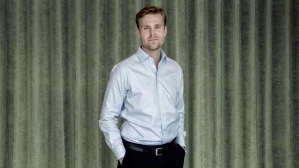 Charlie Rødgaard blev adm. direktør allerede som 26-årig. Indtil videre har den i dag 30-årige direktør sammen med resten af konsulenthuset Adeno leveret fremgang hvert eneste år.