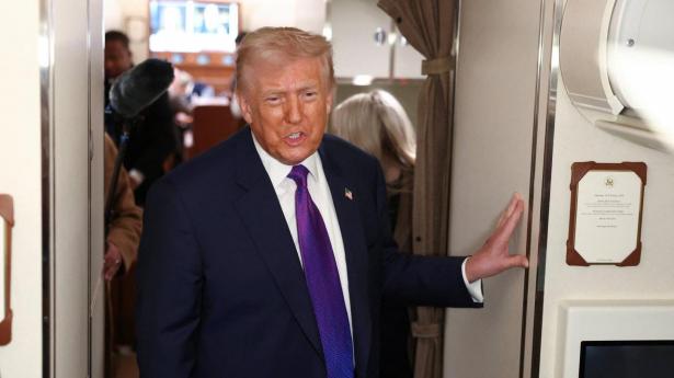 Målet med et potentielt angreb er at tvinge Iran til at imødekomme Donald Trumps krav om en atomaftale mellem de to lande.