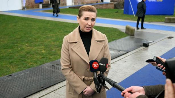 Mette F.: Vi skal møde Rubio i München og drøfte Grønland