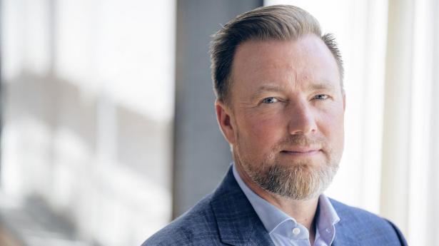 Jacob Brunsborg, bestyrelsesformand og medejer i Lars Larsen Group, fortæller til Finans, at koncernen skal være mere simpel at videregive til næste generation.