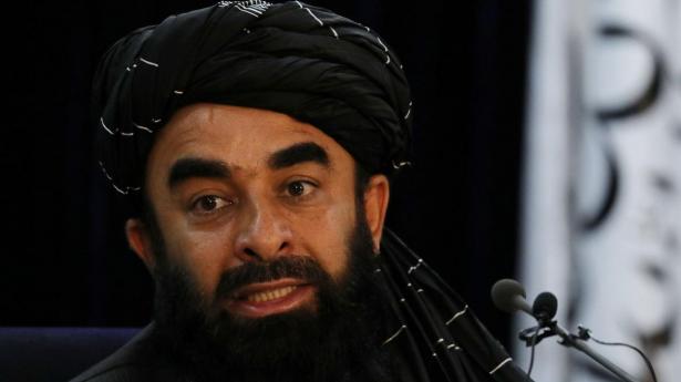 Zabiullah Mujahid, som er talsperson for Taliban-styret i Afghanistan, fortæller, at pakistanske bombeangreb har dræbt ni børn og en kvinde i afghansk provins natten til tirsdag. 