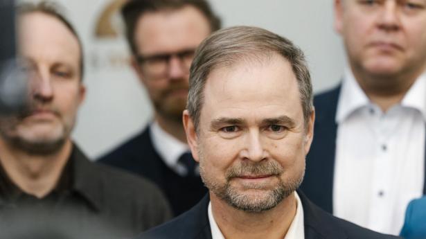 Politikerne aftalte lavere moms – men nu åbnes der for en helt anden løsning