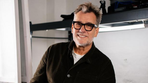 Sidst ureksperten var på sit stamsted, lavede de en fejl i køkkenet – og gav vinen gratis