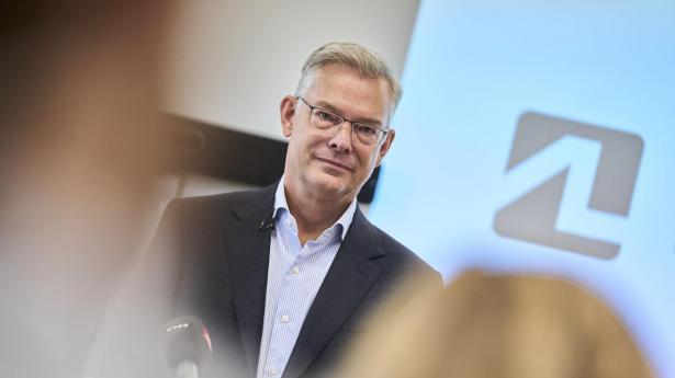 Analyse: Pensionskassers kamp om AL Sydbank spidser til