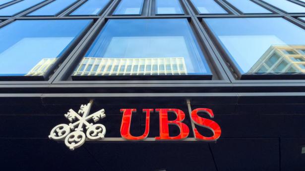 UBS lander bedre nettoverskud og lancerede nyt aktietilbagekøb