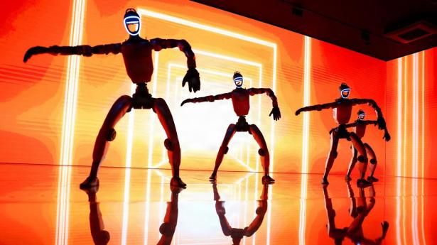 Humanoidrobotter kan danse, men kan de også gøre rent? Det vil ISS undersøge.