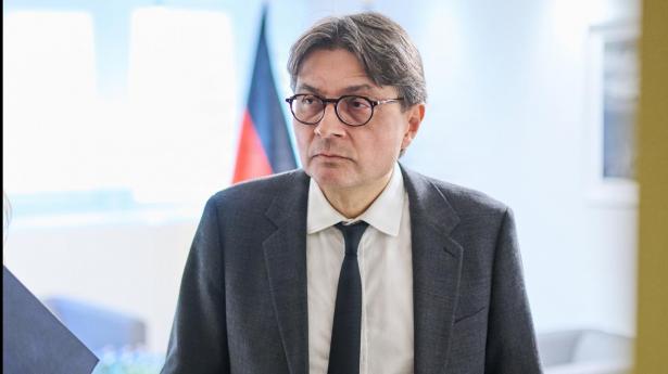 Præsidenten for Den Europæiske Menneskerettighedsdomstol, Mattias Guyomar, afviser at lade en erklæring fra 46 medlemslande påvirke domstolens arbejde med udvisninger af kriminelle udlændinge.