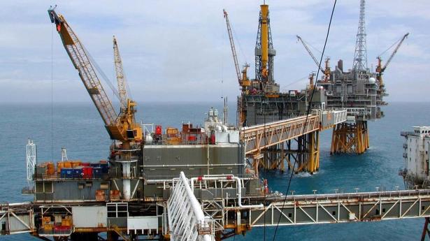 Enorme norske olie- og gasfelter, som Ekofisk, skaber milliardindtægter for Norge, især når energipriserne stiger kraftigt.