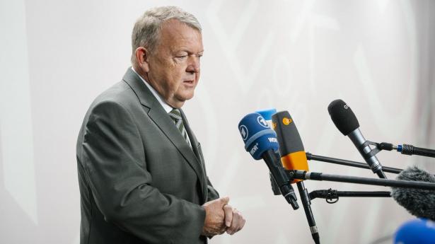 Udenrigsminister Lars Løkke Rasmussen (M) siger lørdag, at Danmark eksempelvis er klar til at lægge told på varer fra israelske bosættelser.