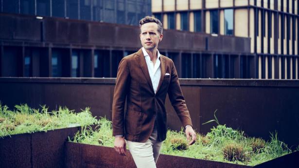 Tim Smidemann fortæller, at PFA allerede har brugt langt over 1000 timer på at leve op til de nye regler.