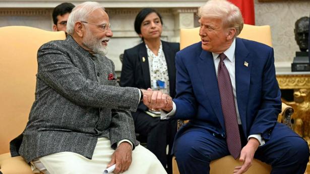 Ugen efter, at Indien indgik en historisk handelsaftale med EU, har Indien indgået en handelsaftale med USA. Billedet er fra premierminister Modis besøg hos Trump i februar 2025.
