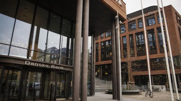 Danske Bank skærer 262 stillinger