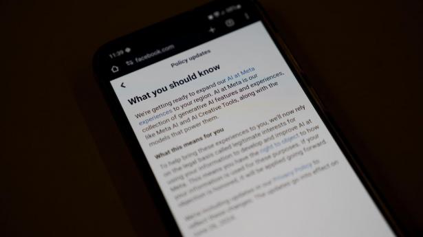 Danske Gymnasier mener, at AI udfordrer vores uddannelsessystem, men AI bør mere handle om, hvordan vi udvikler borgere med intellektuel robusthed i en tid, hvor stadig flere mentale processer automatiseres, skriver Khaled Alizai. 