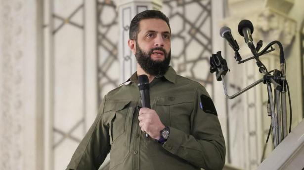Mandag er det et år siden, at Syriens tidligere præsident Bashar al-Assads regime blev væltet.