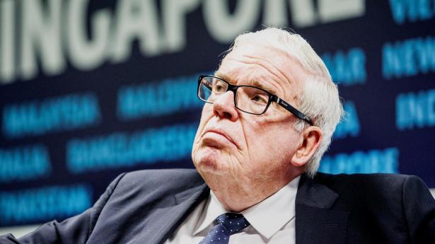 Klaus Michael Kuehne, der er Tysklands rigeste mand, er død i en alder af 89 år.