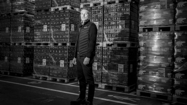 I 2005 blev Søren Malling udnævnt til logistikdirektør, hvor han var ansvarlig for koncernens Supply Chain Management. I december 2019 blev han udnævnt til adm. direktør i Harboes Bryggeri.